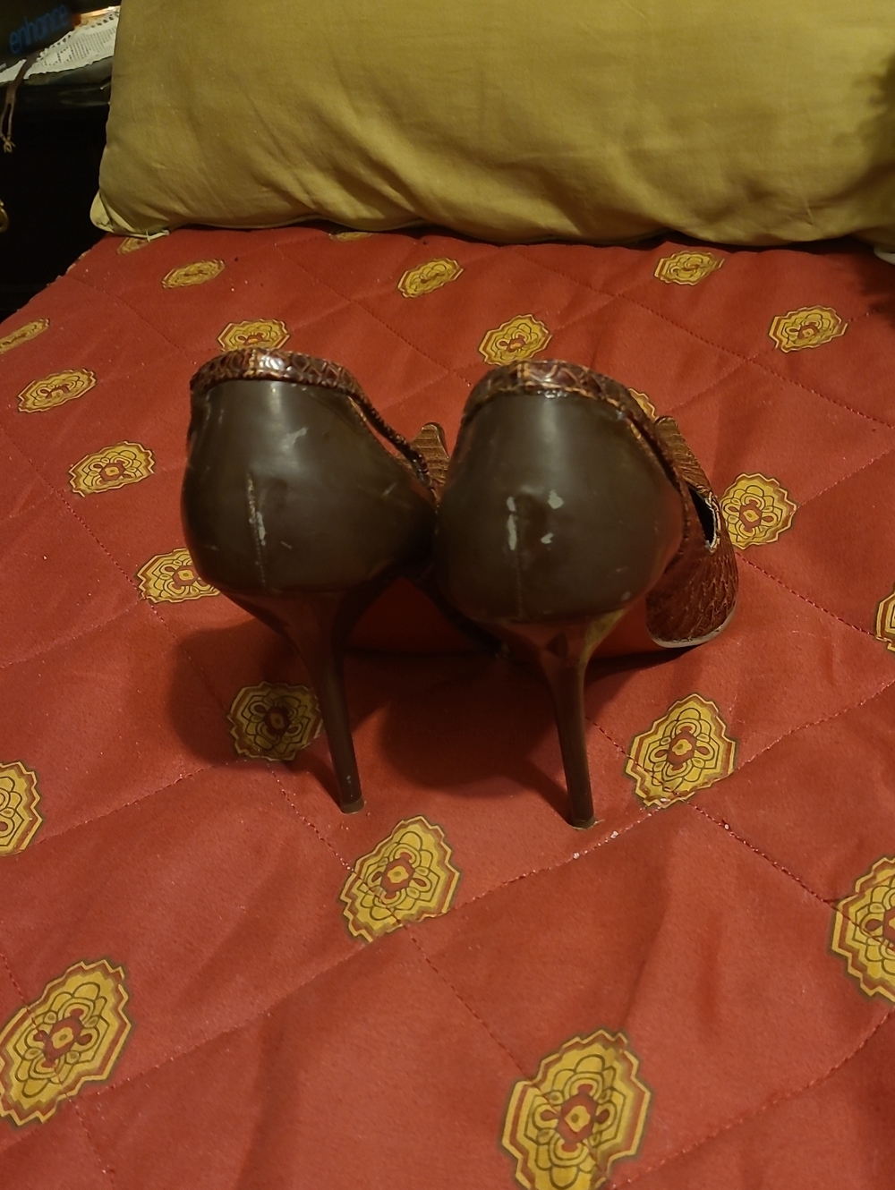Shoes - Picture 4 of 4